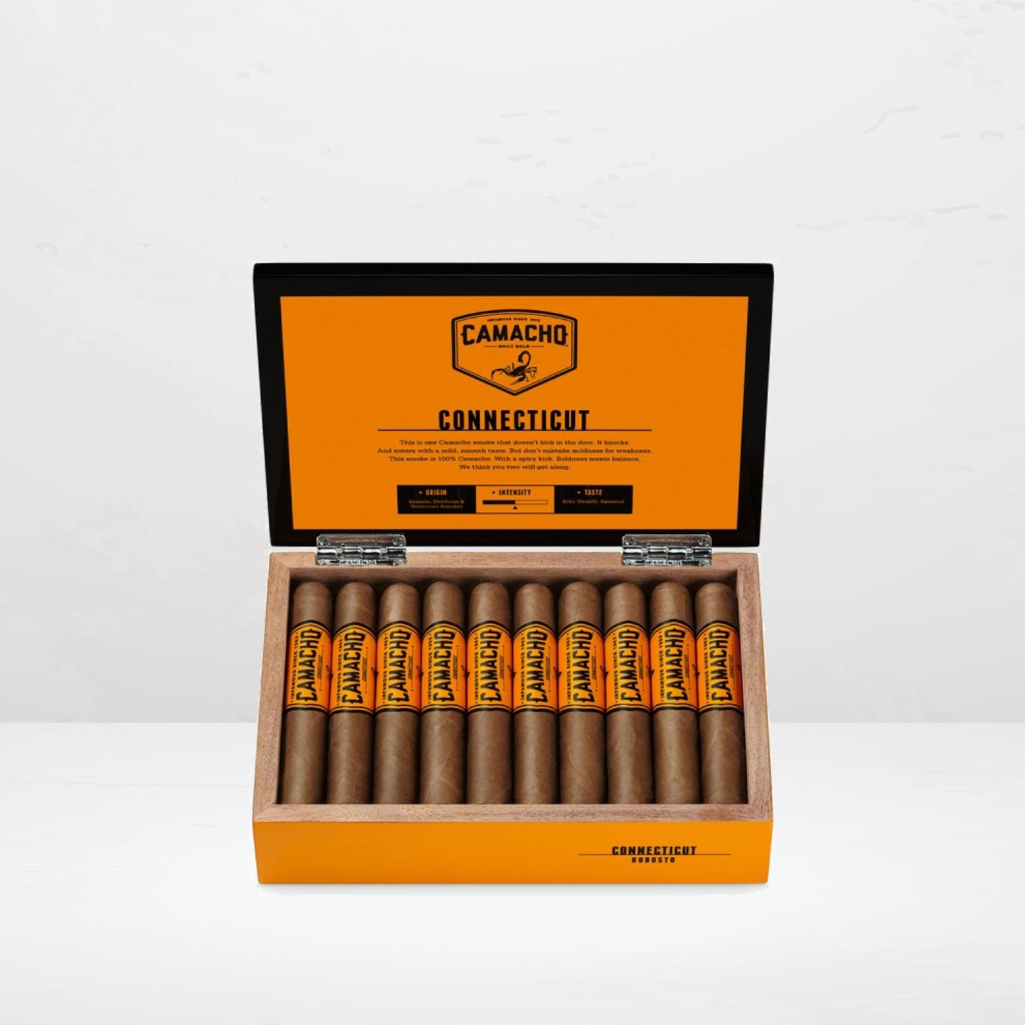 Camacho Connecticut Robusto