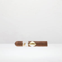 Cavalier Geneve White Series Elegantes