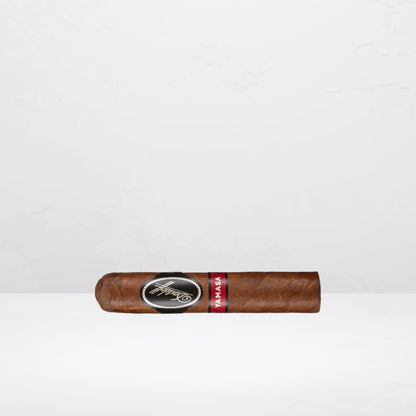Davidoff Yamasa Petit Churchill