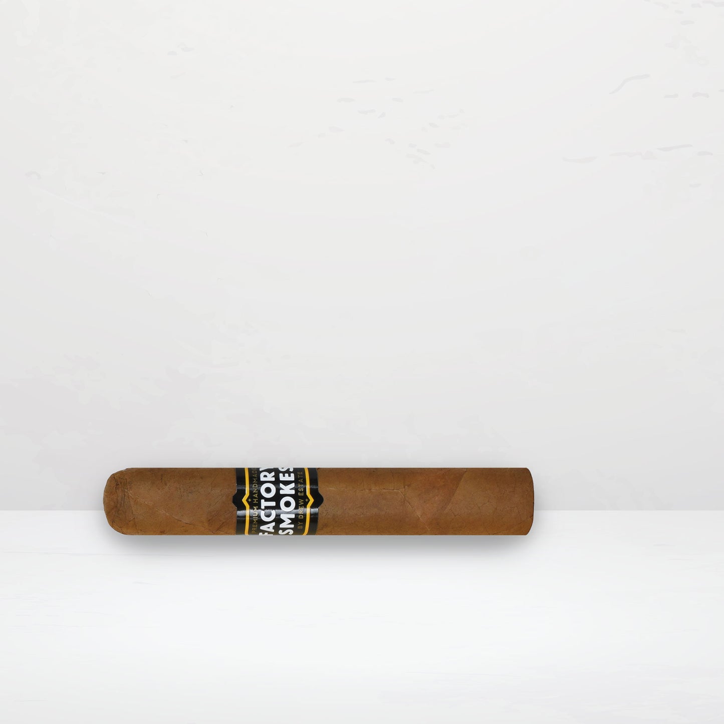 Factory Smokes Shade Robusto