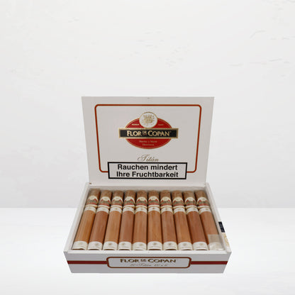 Flor de Copan Classic Titan