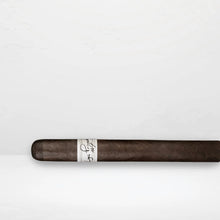 Liga Privada No. 9 Corona Doble