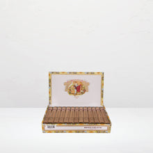 Romeo y Julieta Coronitas en Cedro