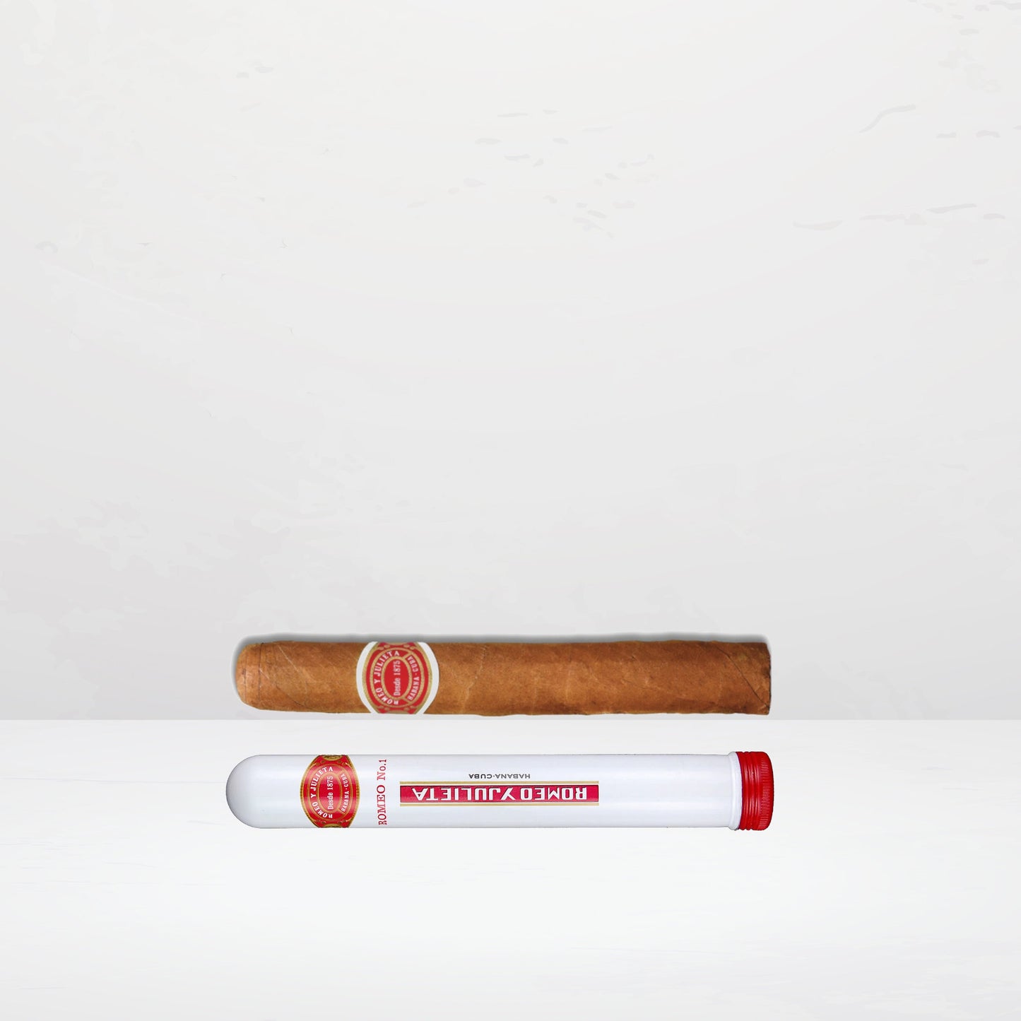 Romeo y Julieta No. 1 AT